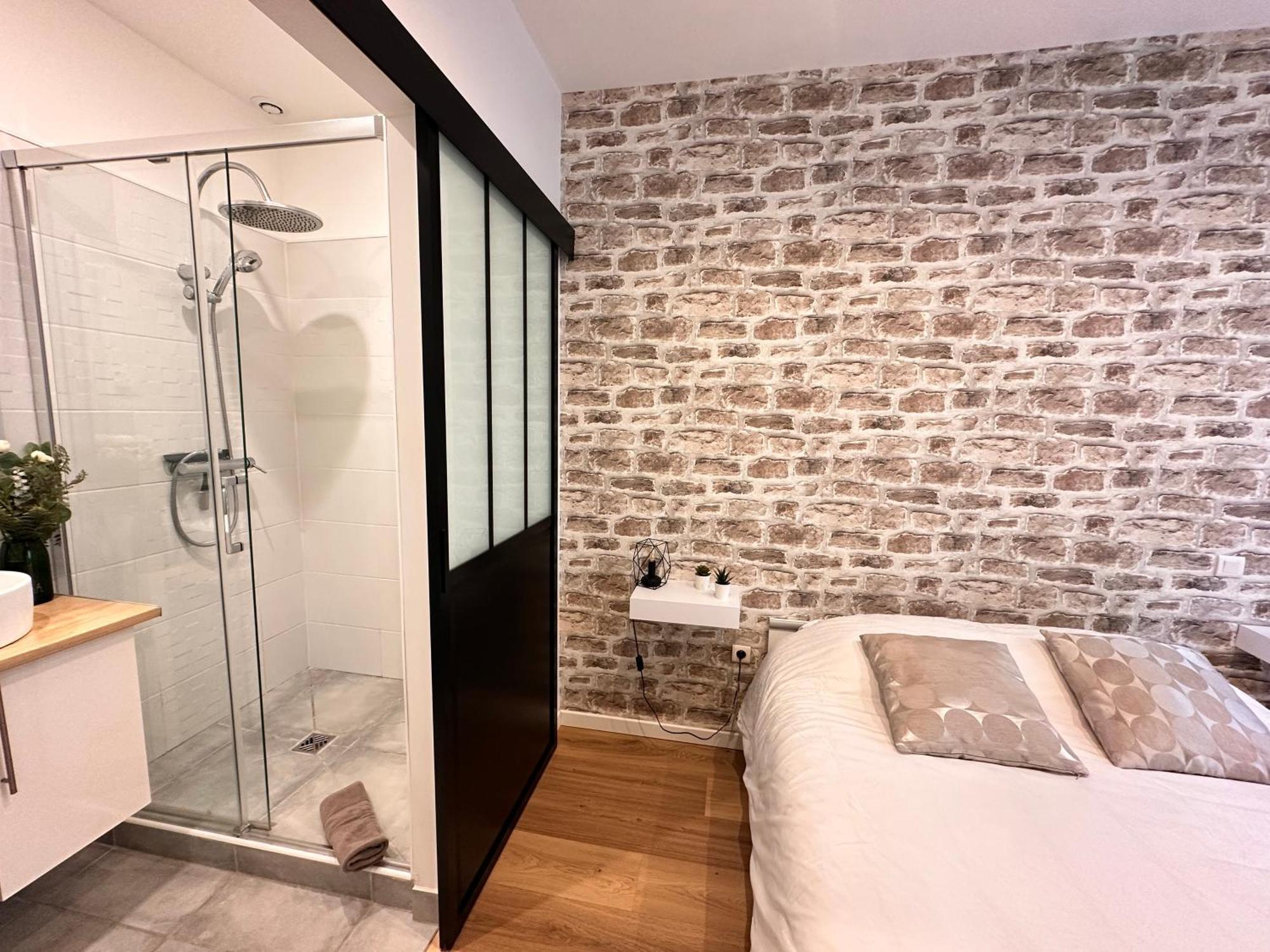 Le Remois - Charmant T2 - Renove - Parking - Cour Privative - Wifi 랭스 외부 사진