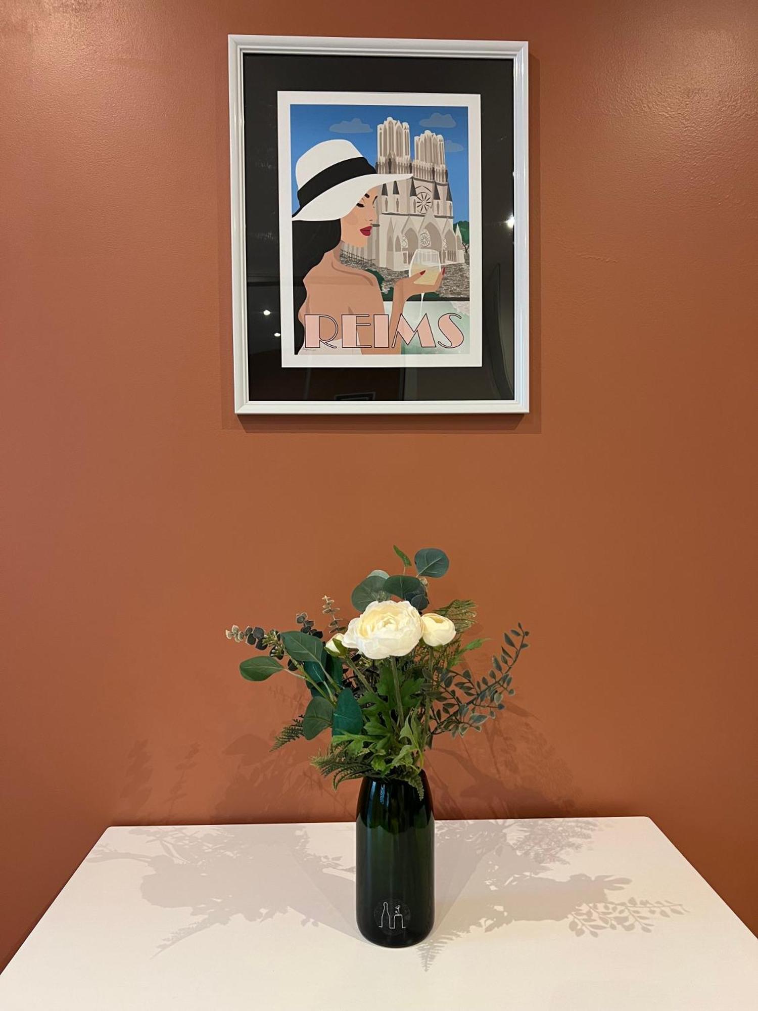 Le Remois - Charmant T2 - Renove - Parking - Cour Privative - Wifi 랭스 외부 사진